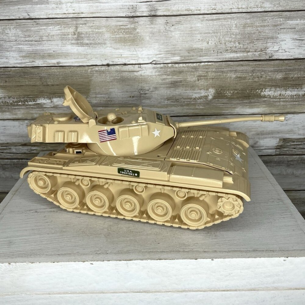 Vintage Processed Plastic Swivel Turret USA Army Tank Desert Command Tan #7520